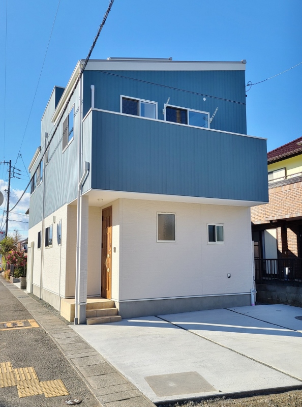 カリビアンブルーの可愛い外観に仕上がりました